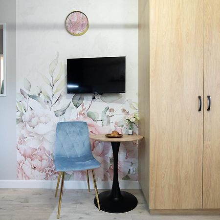 Ministudios Ursus วอร์ซอ ภายนอก รูปภาพ