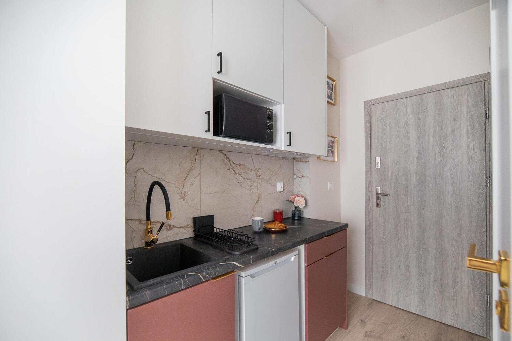Ministudios Ursus วอร์ซอ ภายนอก รูปภาพ
