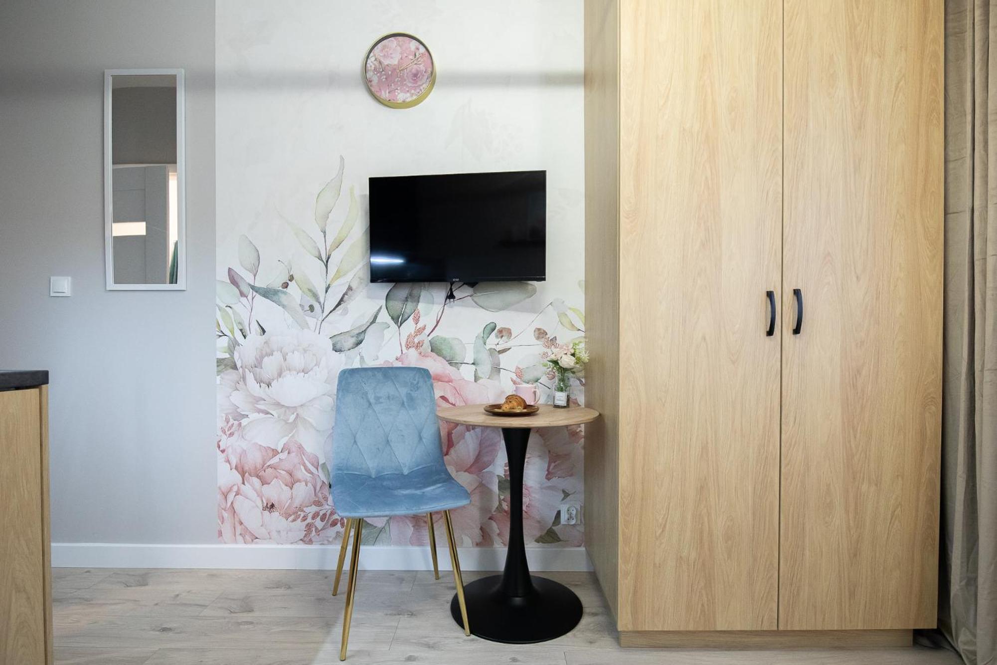 Ministudios Ursus วอร์ซอ ภายนอก รูปภาพ
